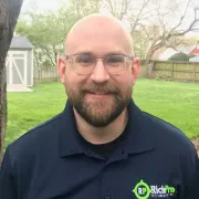  Zachary Bates, Pest Technician